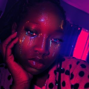 Meet your Posher, Marissa